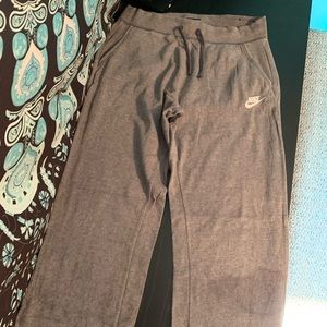 NIKE/ADIDAS SWEATPANTS AND LEGGINGS